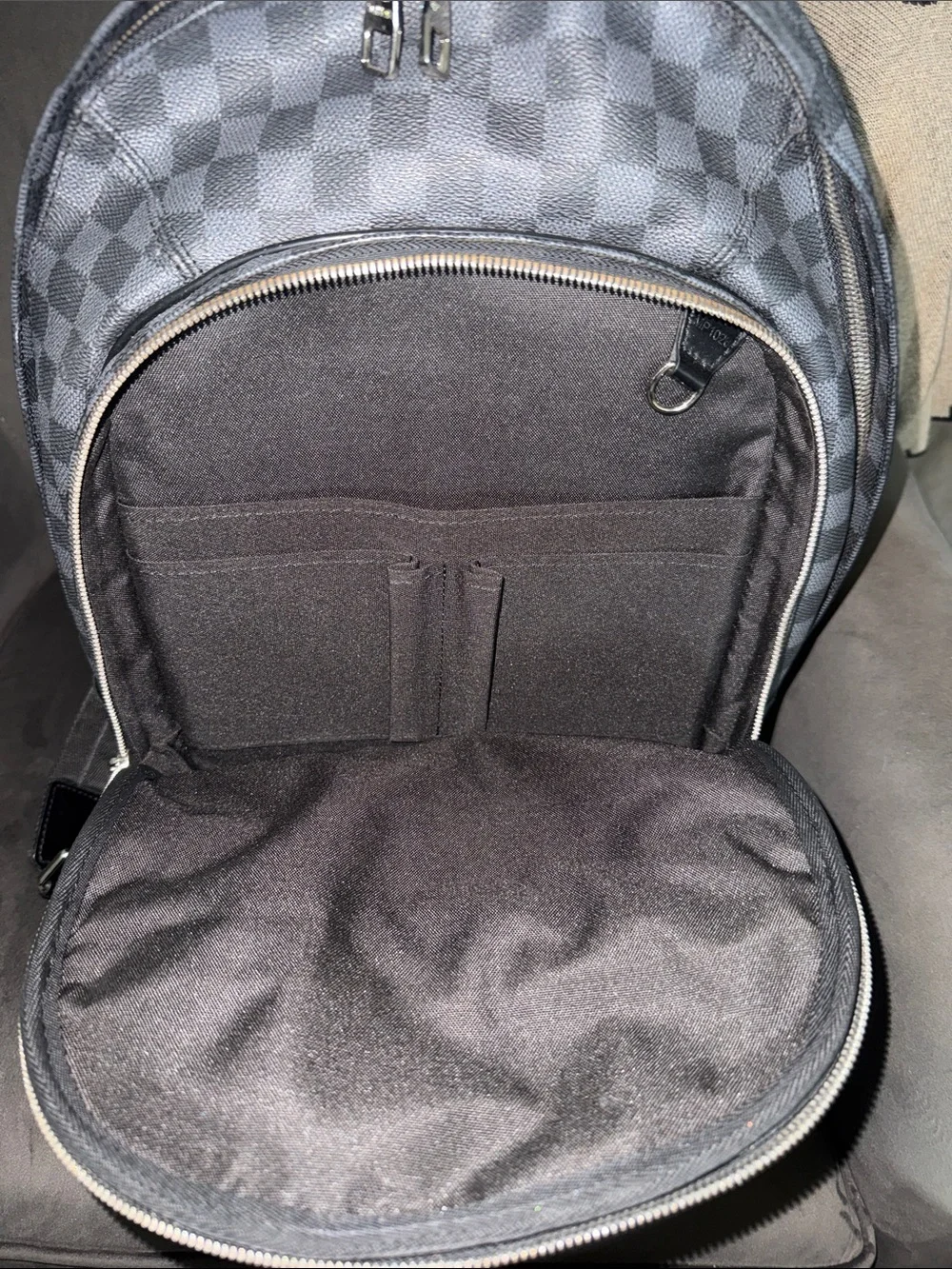 Louis Vuitton classic louis
